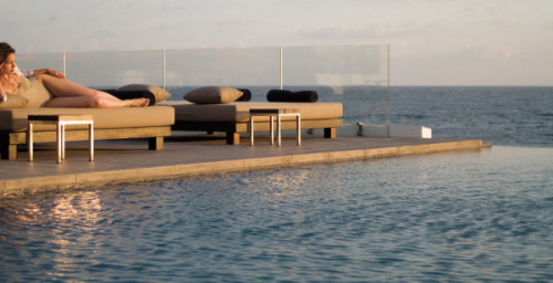 Almyra Hotel